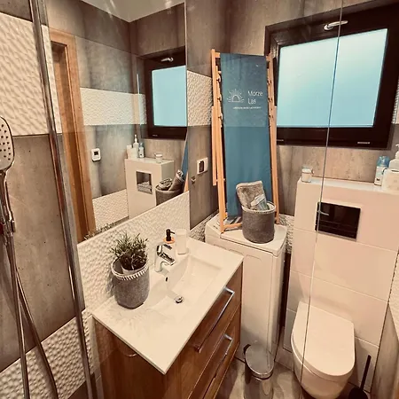 Dom wakacyjny With Jacuzzi, For 5 People