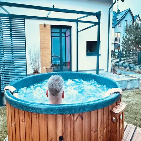 Dom wakacyjny With Jacuzzi, For 5 People